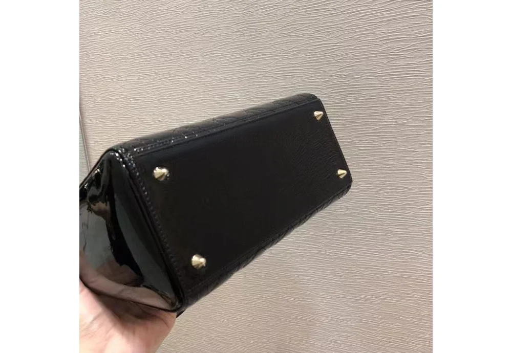 레이디 페이던트 미디엄 백 상세