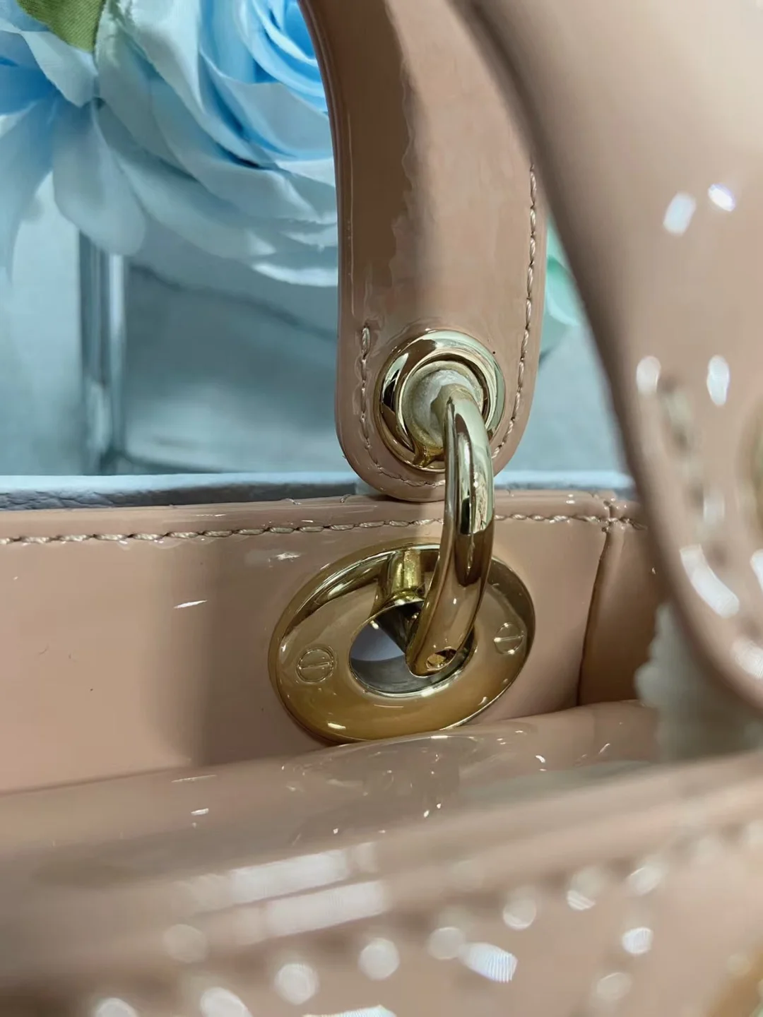 레이디 백 미니 핑크베이지 샴페인골드 유광 상세