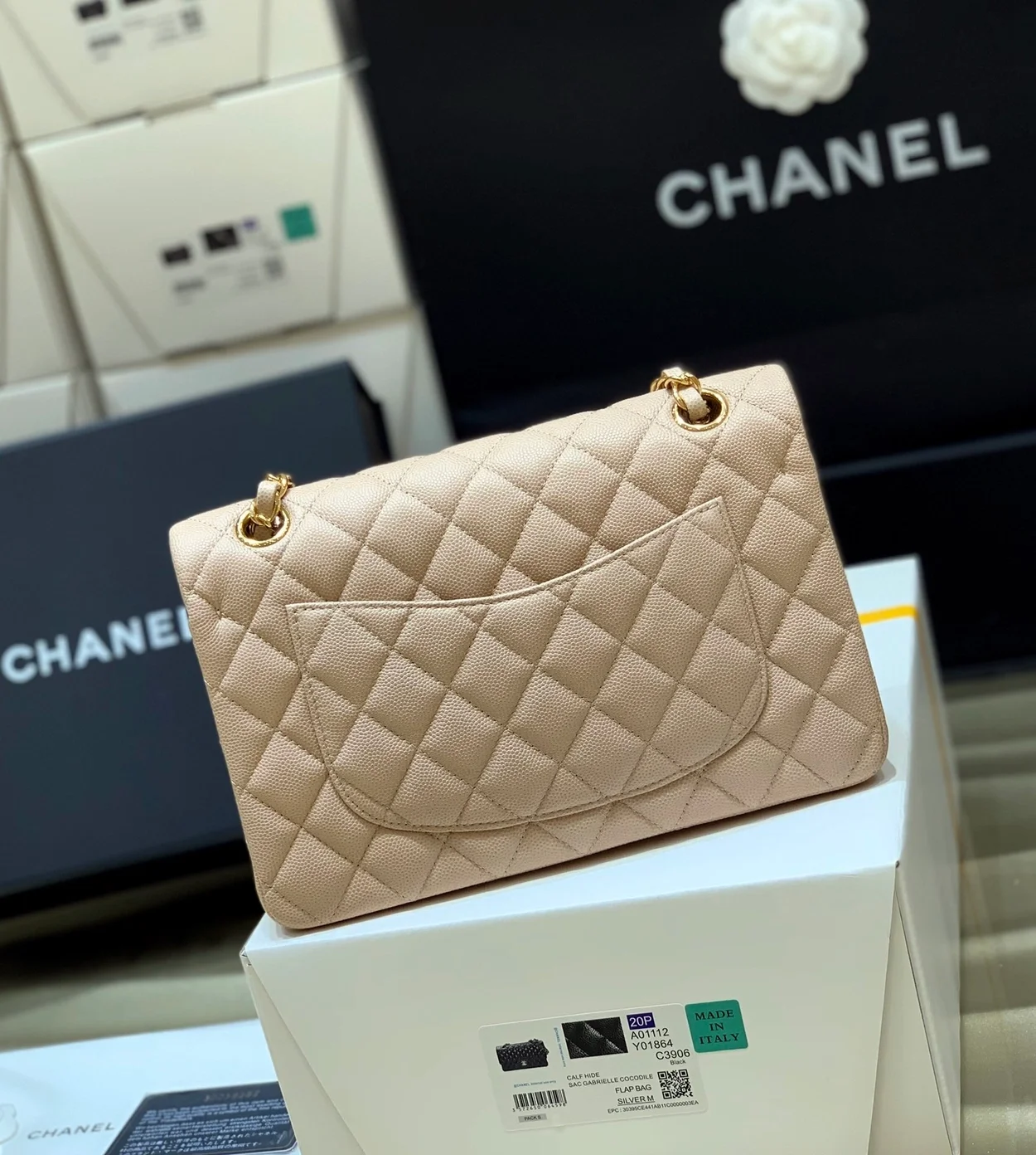 클래식 스몰 카프스킨 베이지 골드 상세