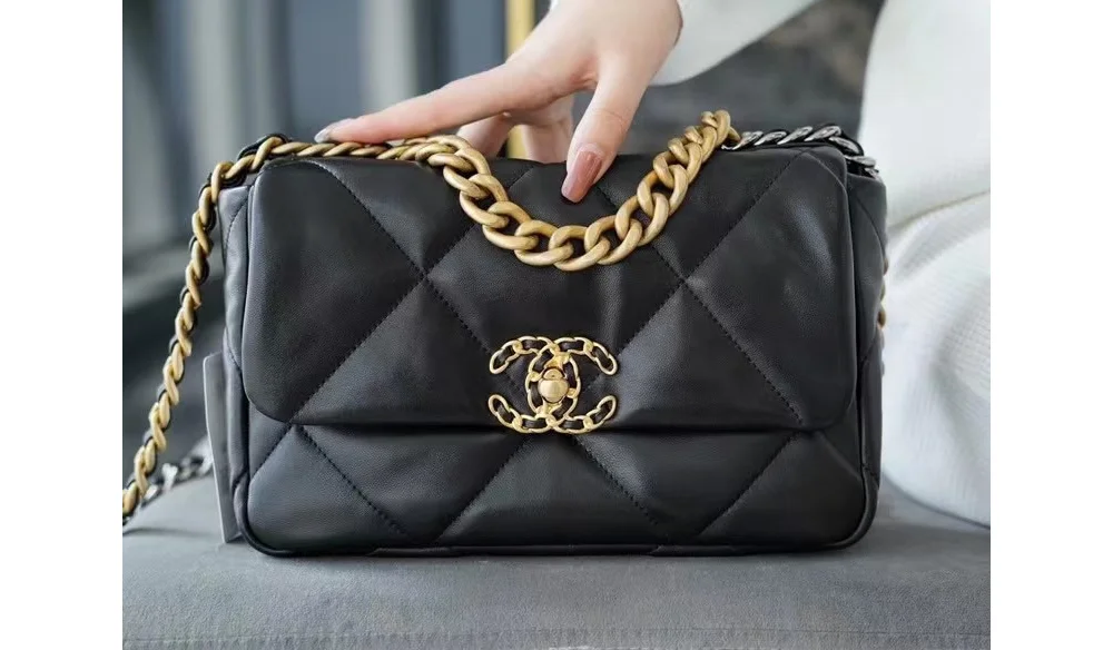 19백 금장 미디움 (26 * 16 * 9cm) 상세