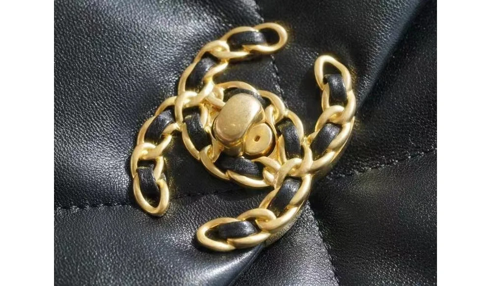 19백 금장 미디움 (26 * 16 * 9cm) 상세