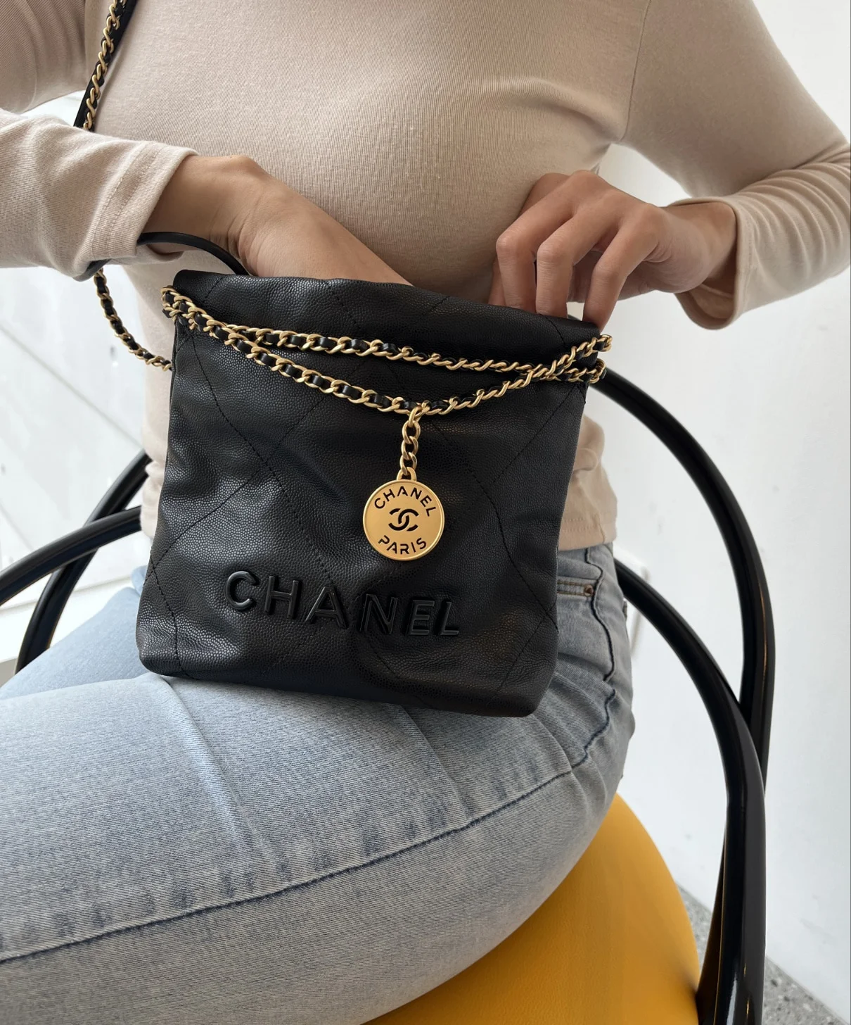 22백 미니 블랙 골드 (20 * 19 * 6cm) 상세