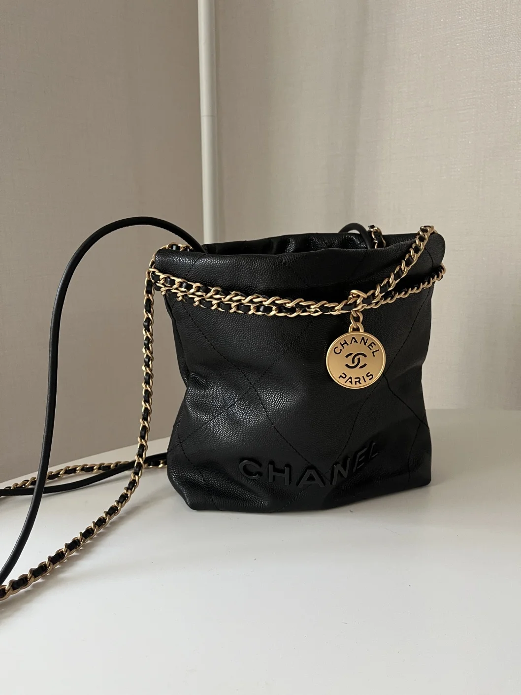 22백 미니 블랙 골드 (20 * 19 * 6cm) 상세