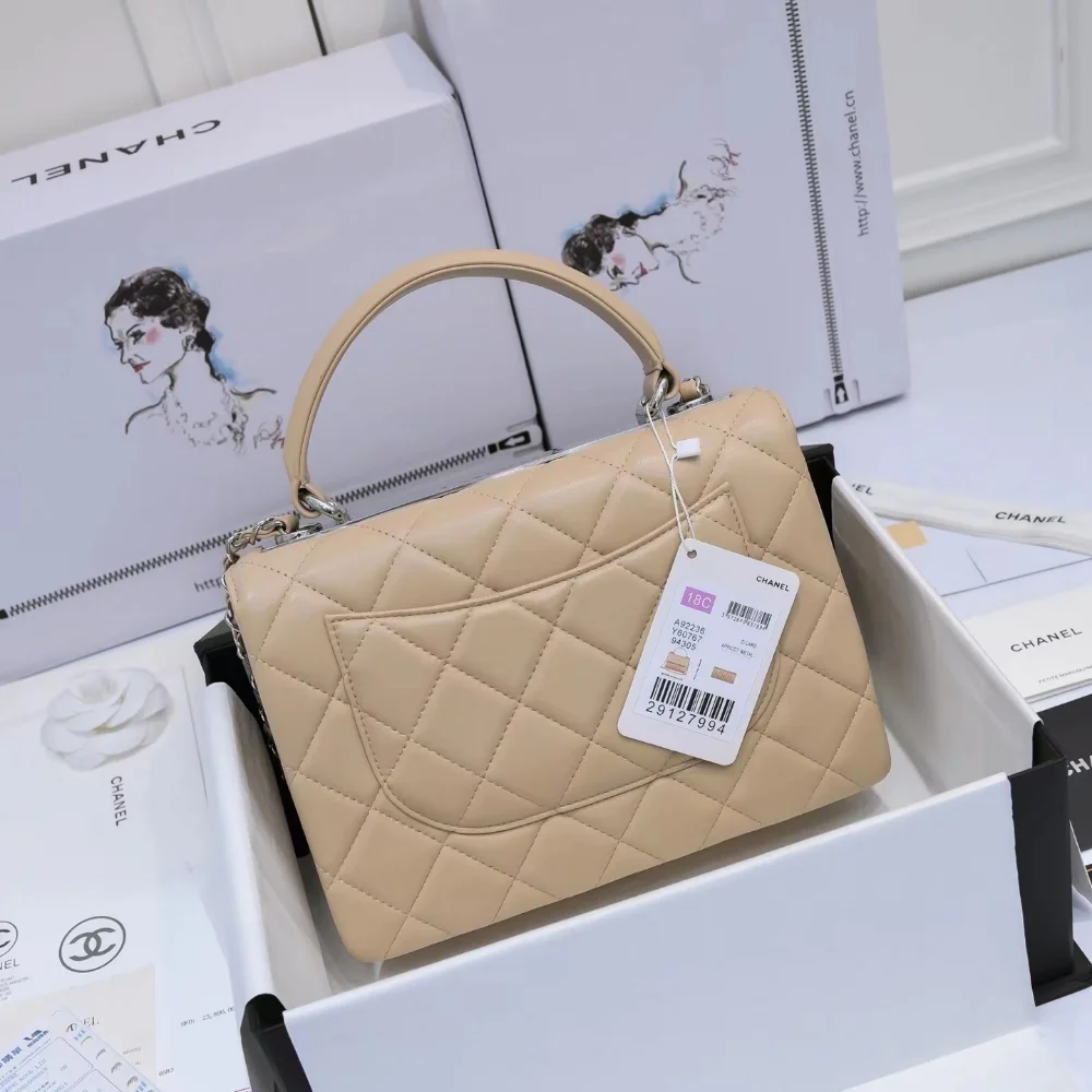 트렌디CC 베이지 스몰 샴페인금장체인 토트백 겸 숄더백 aa30167 상세