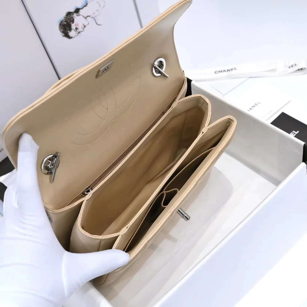 트렌디CC 베이지 스몰 샴페인금장체인 토트백 겸 숄더백 aa30167 상세