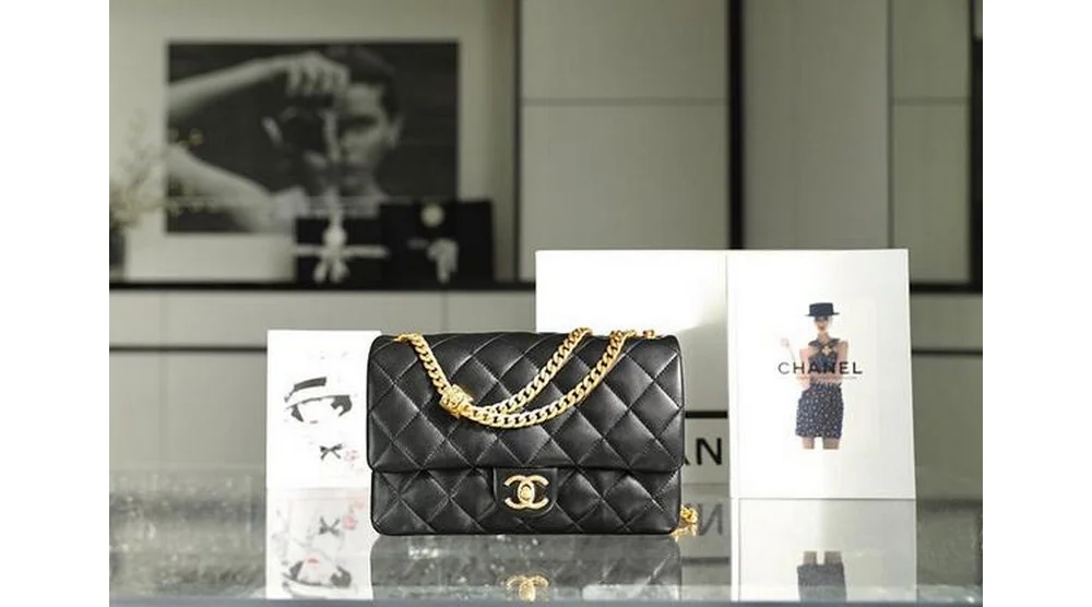 22k 미디움 플랩백 상세