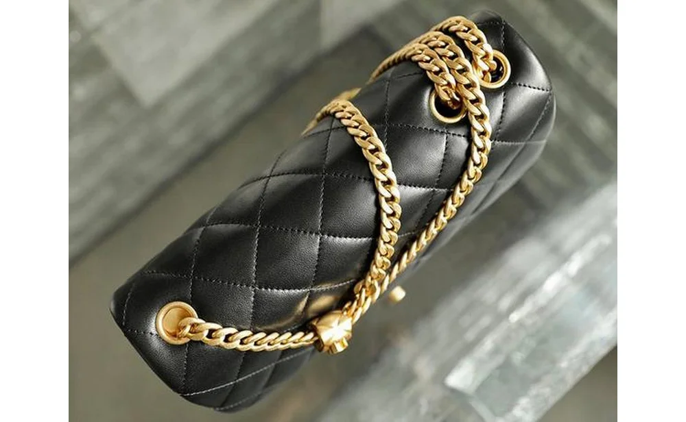 22k 미디움 플랩백 상세