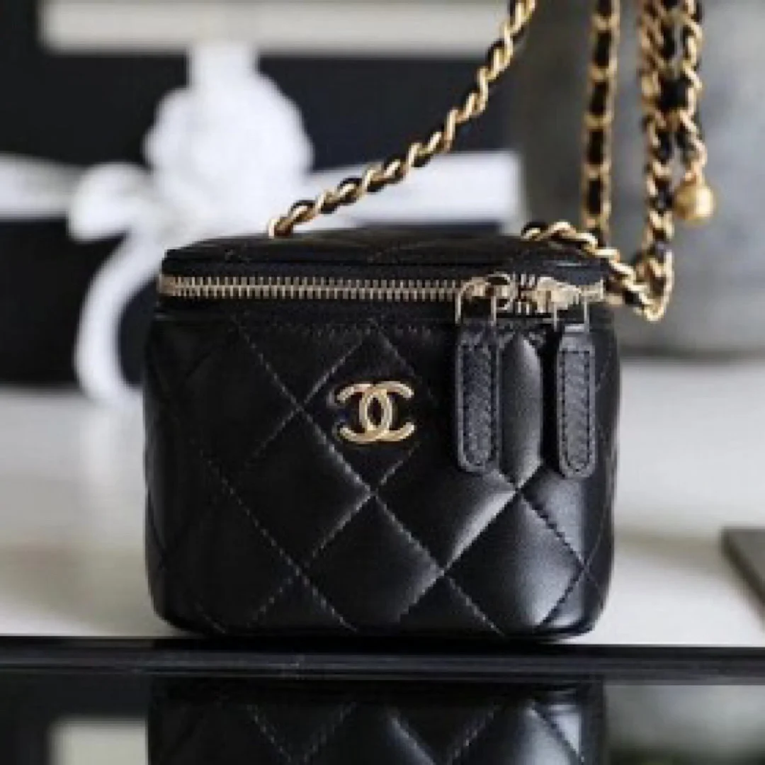 클래식 골드볼 베니티 백