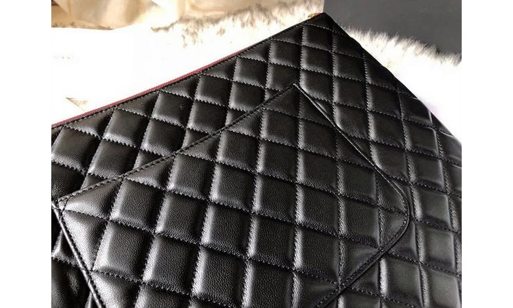 클래식 램스킨 클러치백 금장 미듐 상세