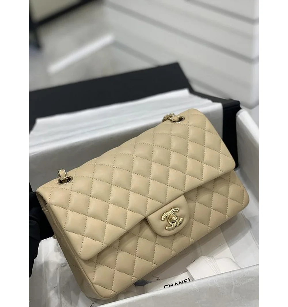 클래식백 램스킨 금장 미디움 25.5cm 상세