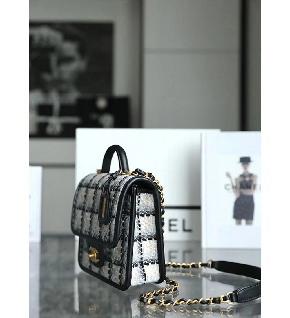 22k 스몰 탑핸들 트위드 플랩백 상세