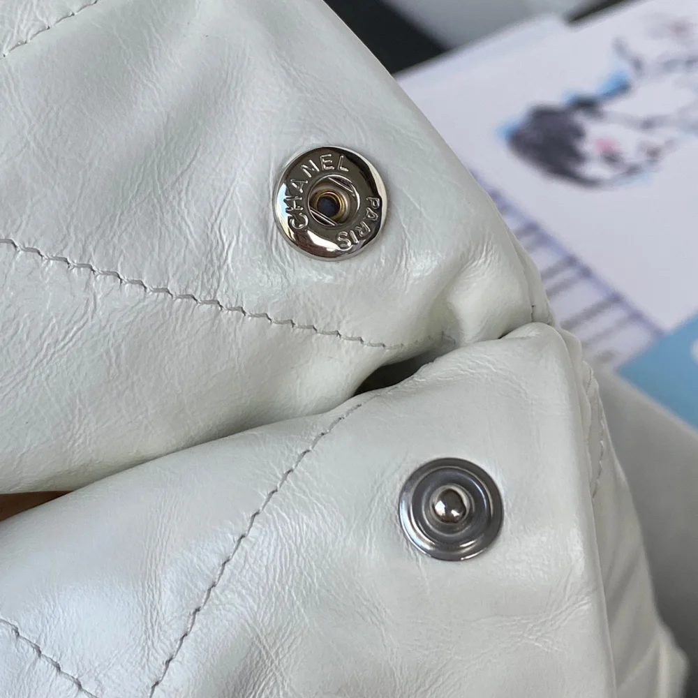 22백 미듐 화이트/은장 (42 * 39 * 8cm) 상세