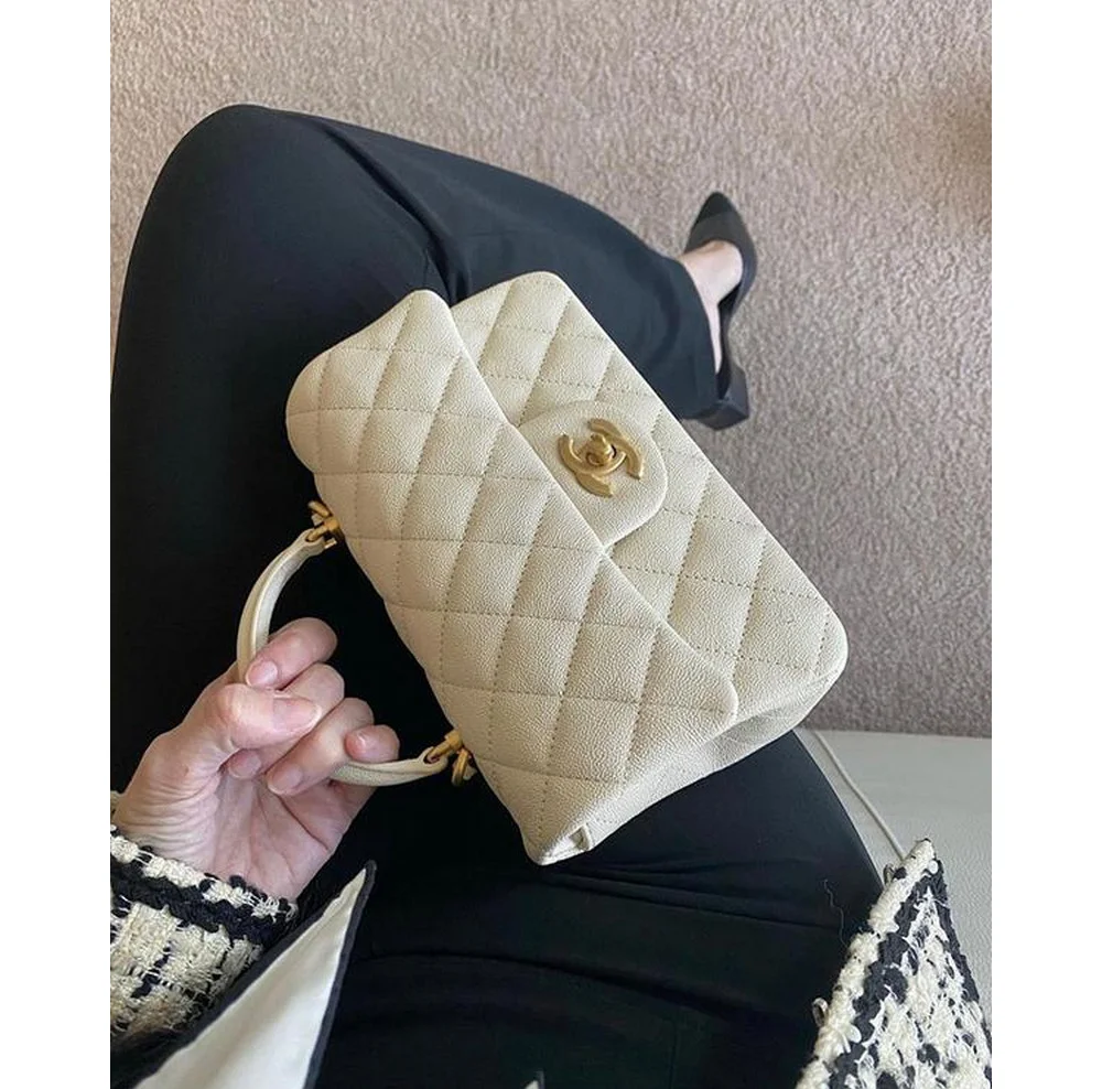 클래식 탑핸들 미니플랩백 상세