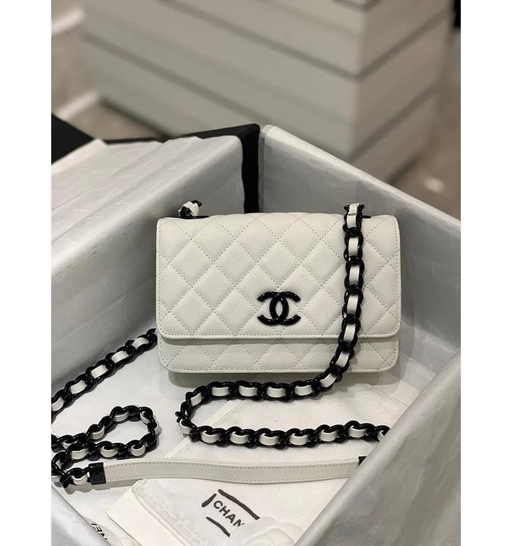 클래식 woc 블랙 코팅 버클 체인 윌릿 ( 19.2cm X 12.3cm X 3.5cm) 상세