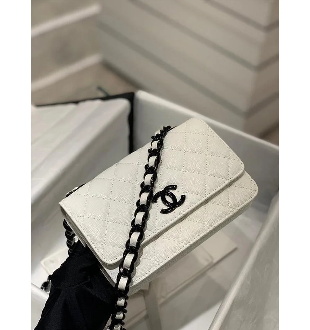 클래식 woc 블랙 코팅 버클 체인 윌릿 ( 19.2cm X 12.3cm X 3.5cm) 상세