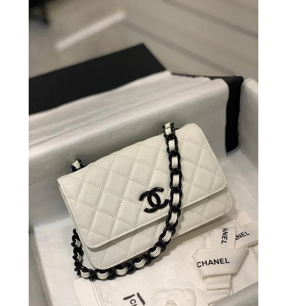 클래식 woc 블랙 코팅 버클 체인 윌릿 ( 19.2cm X 12.3cm X 3.5cm) 상세