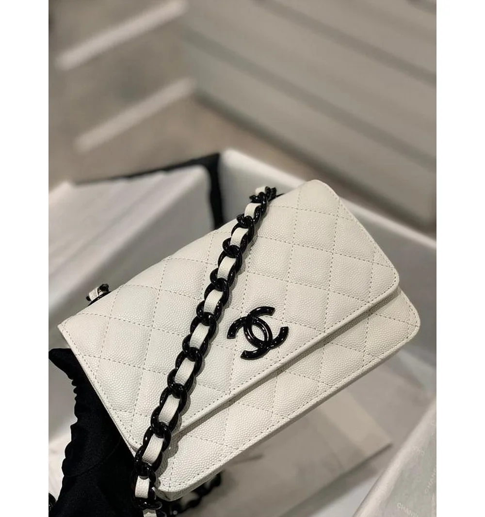 클래식 woc 블랙 코팅 버클 체인 윌릿 ( 19.2cm X 12.3cm X 3.5cm) 상세