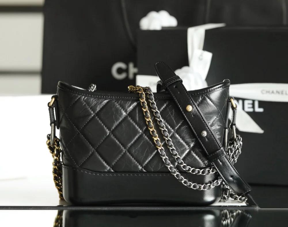 가브리엘 호보백 스몰 블랙 (15 * 20 * 8) 상세