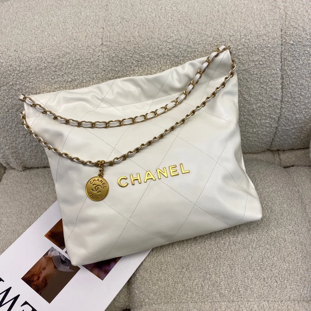 22백 스몰 화이트/금장 (37 * 35 * 7) 상세