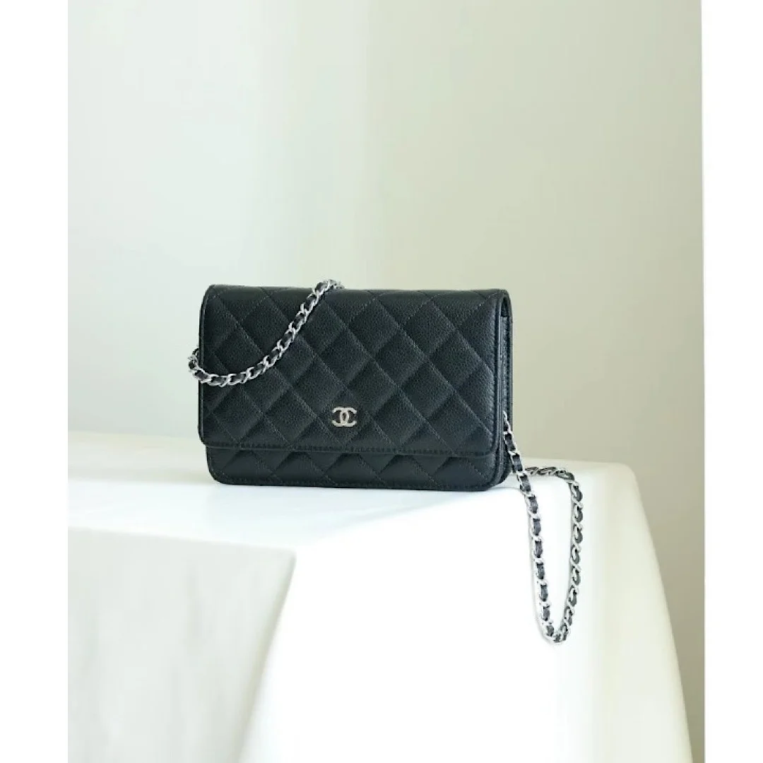 WOC 클래식 블랙  금장/은장 (19 * 12.3 * 3.5cm)