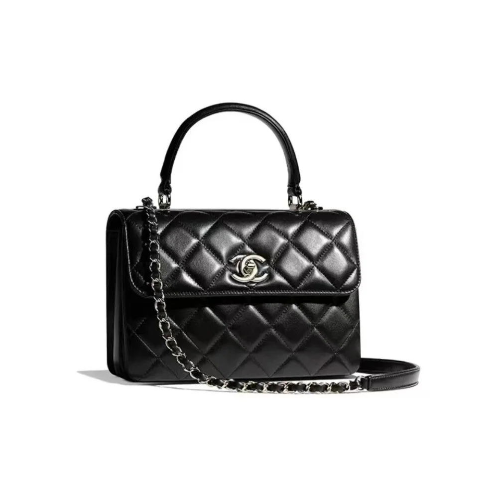 트렌디cc 램스킨 골드메탈 플랩백 (17×25×12)