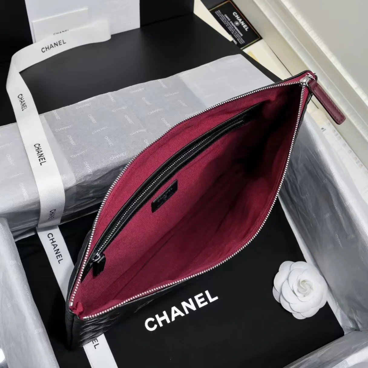 클래식 캐비어 은장 클러치 라지 (30cm) 상세