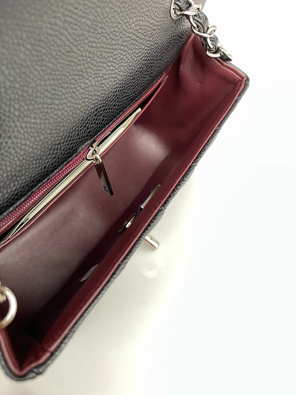 뉴미니 캐비어 상세