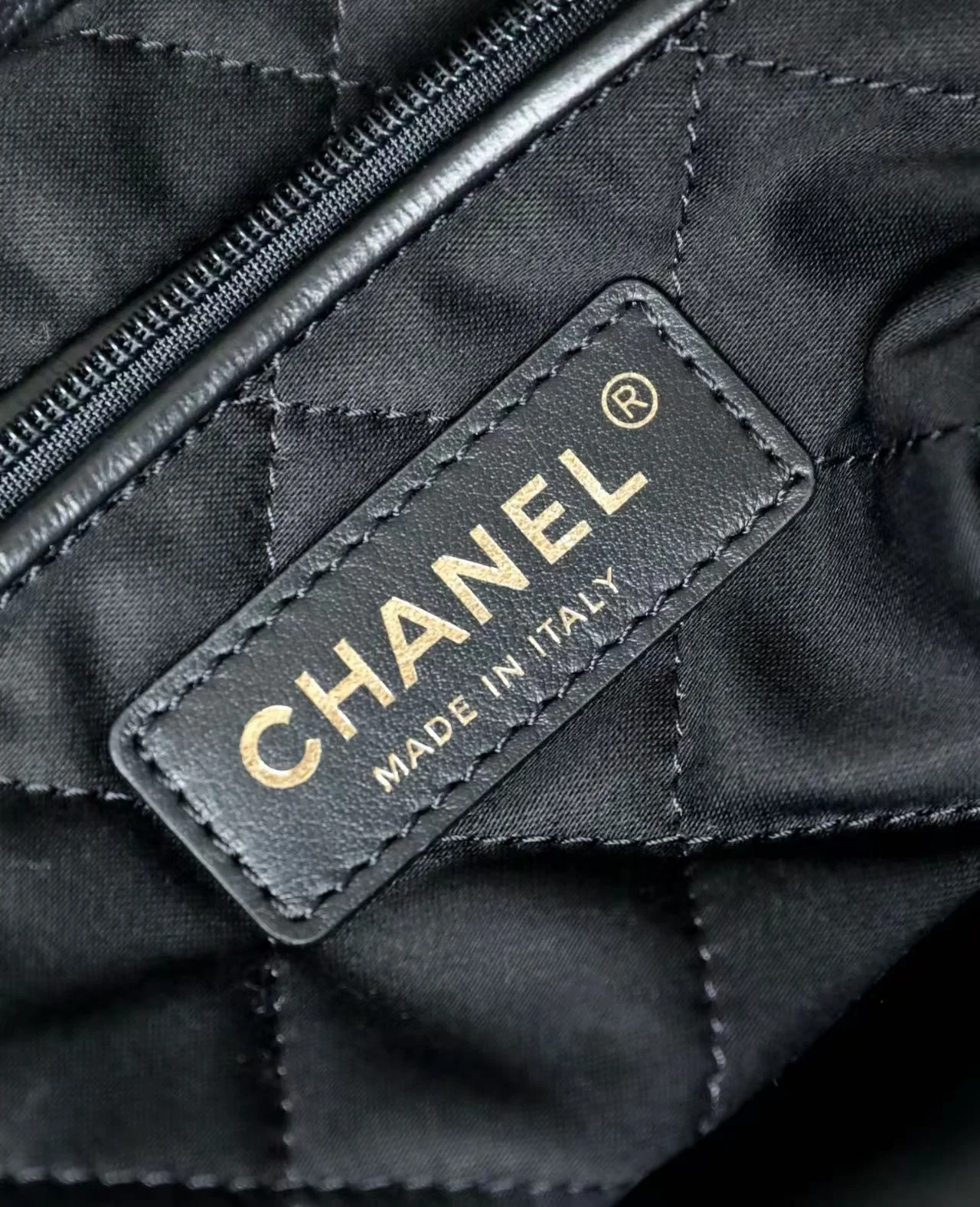 22백 금장 스몰 로고화이트( 37cm ) 상세