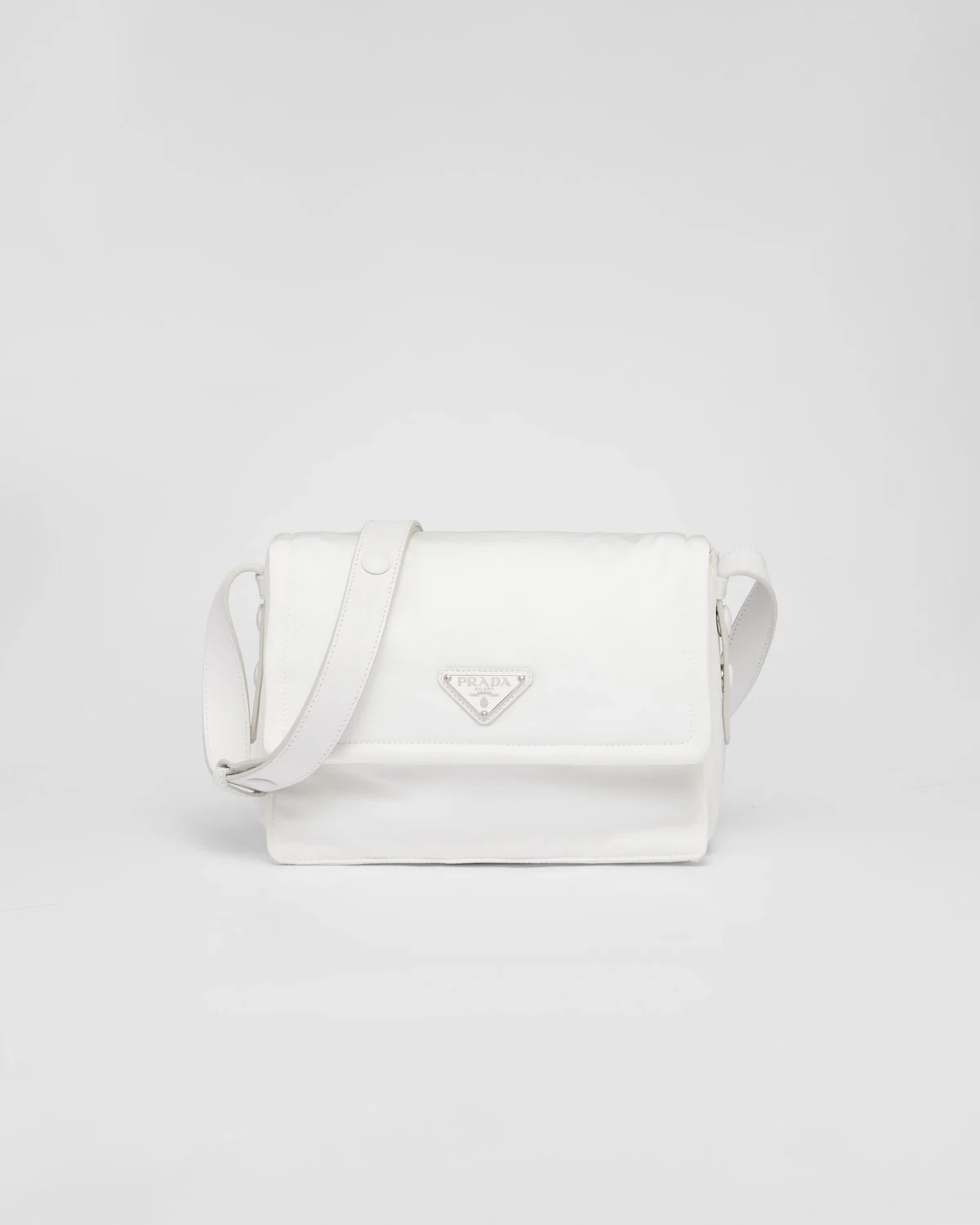 스몰 패딩 리나일론 숄더백 화이트 상세