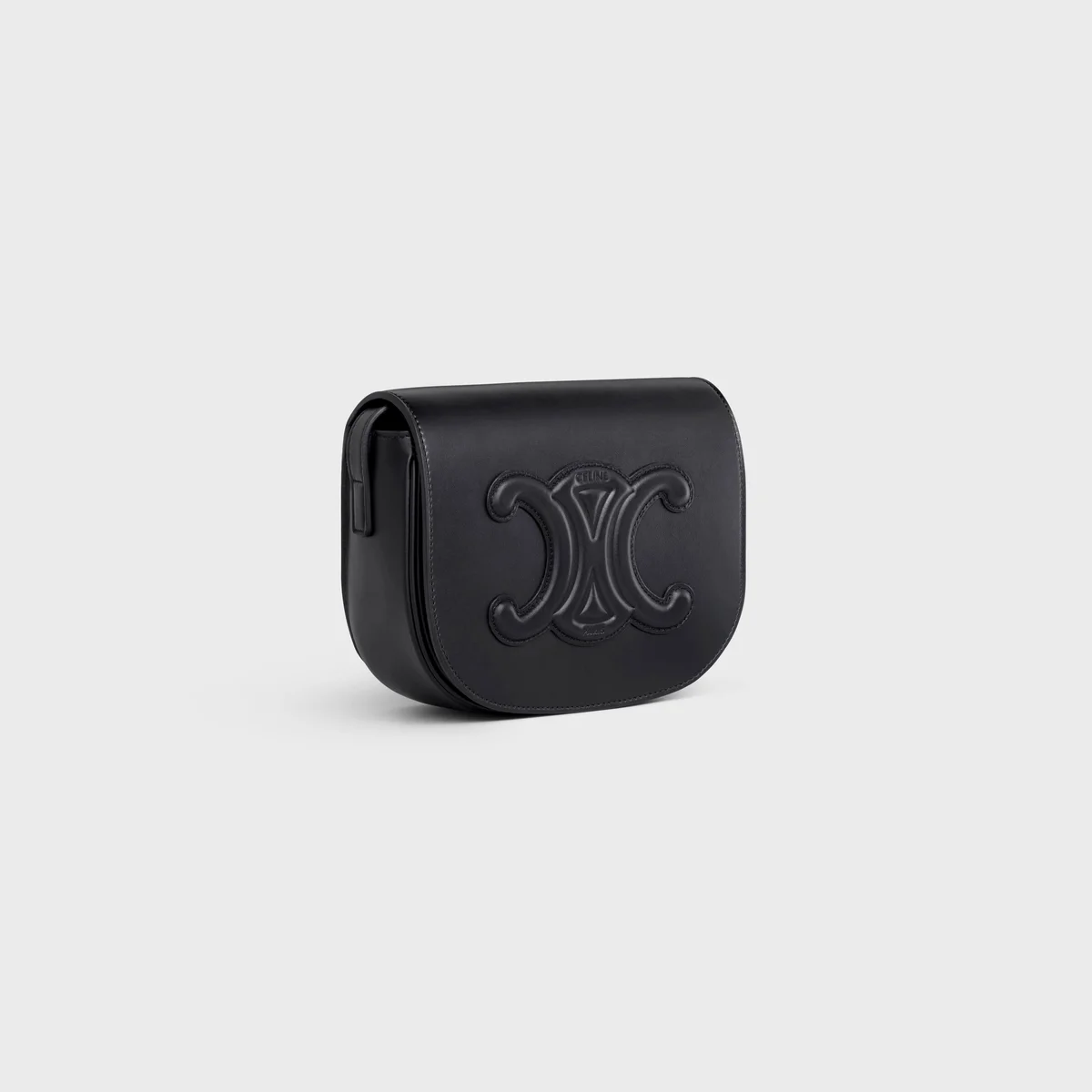 퀴르 트리옹프 폴코백 상세