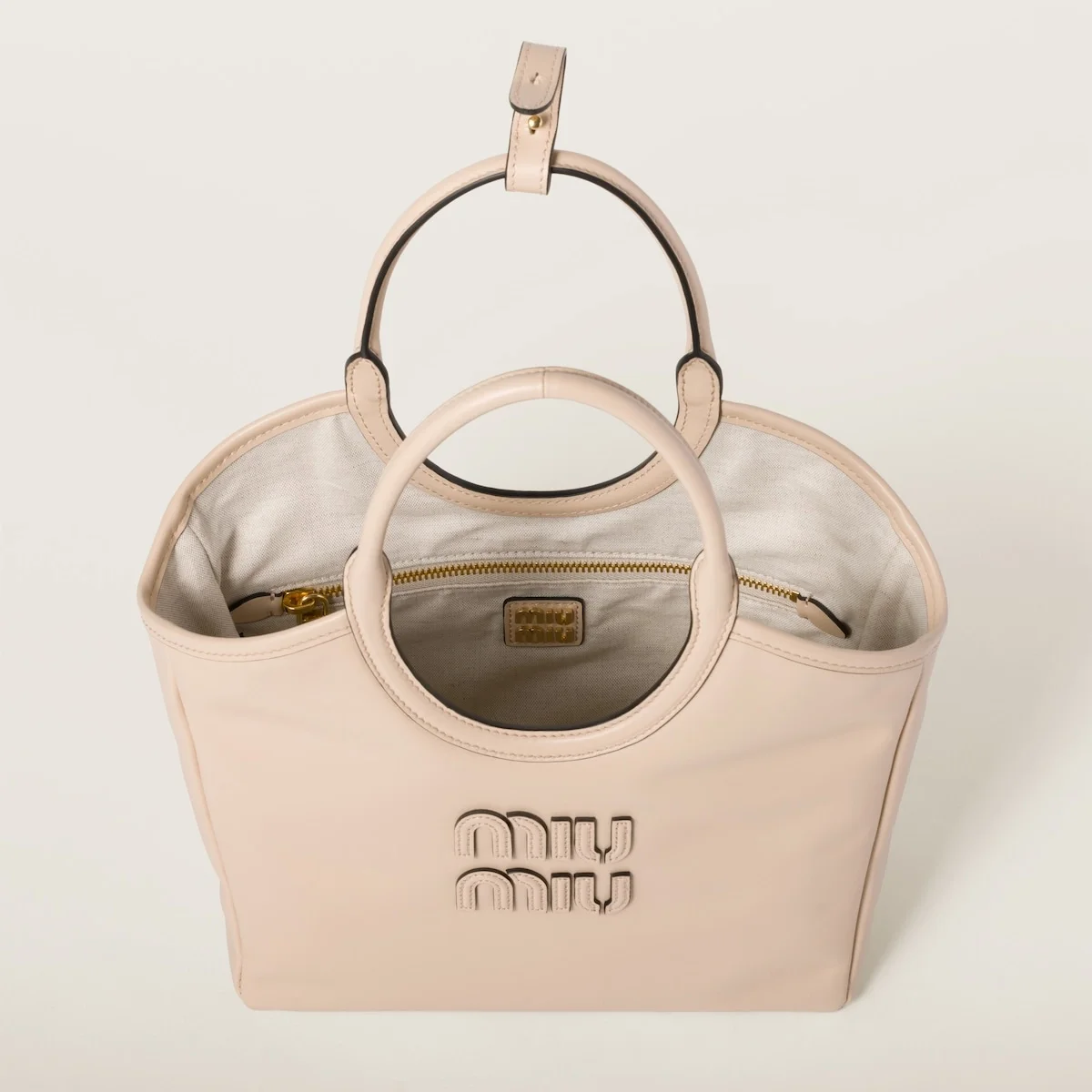 아이비 가죽백 트래버틴 스톤 스몰(22 * 23.5 * 12cm) 상세