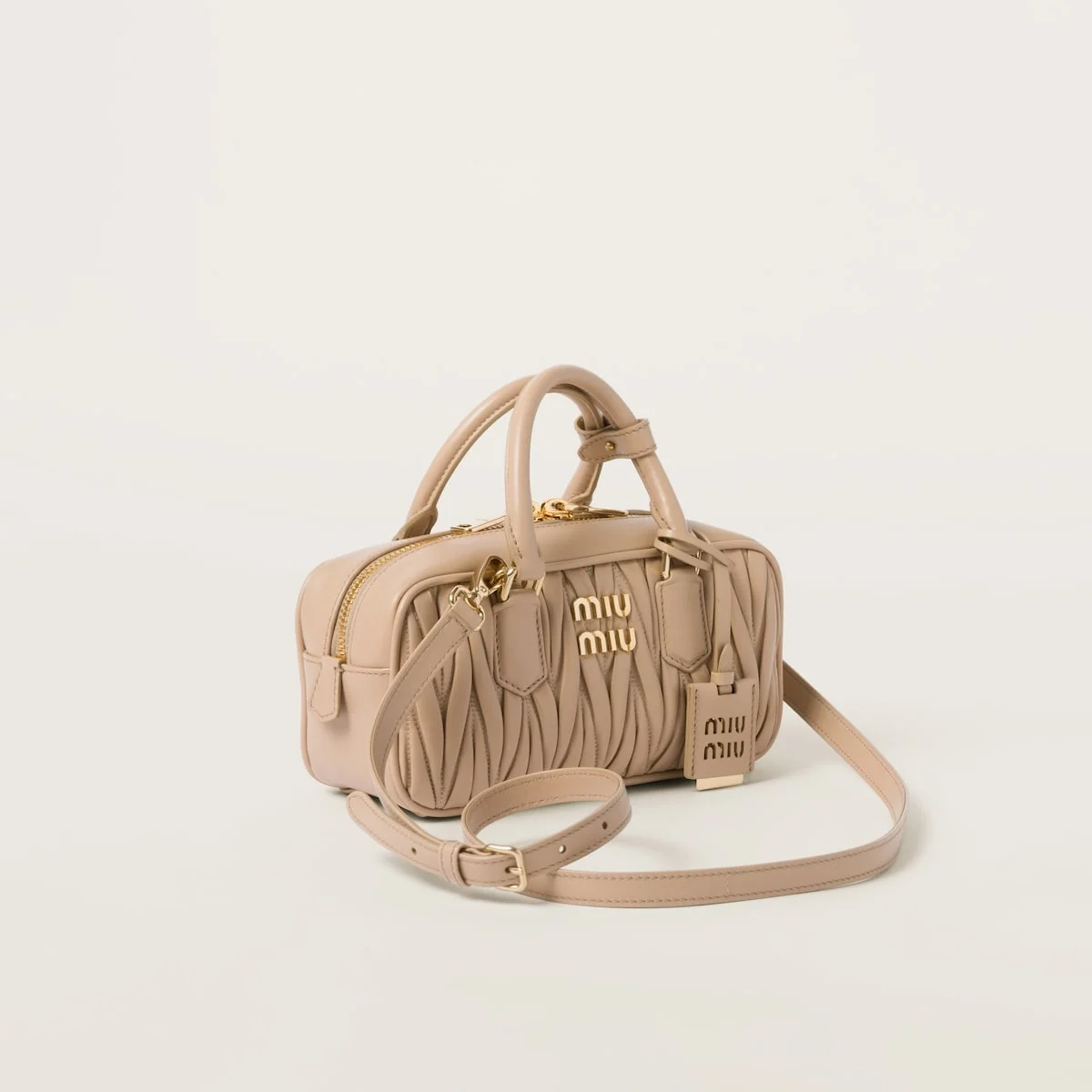 스몰 아르카디 마테라쎄 나파 가죽백 베이지 상세