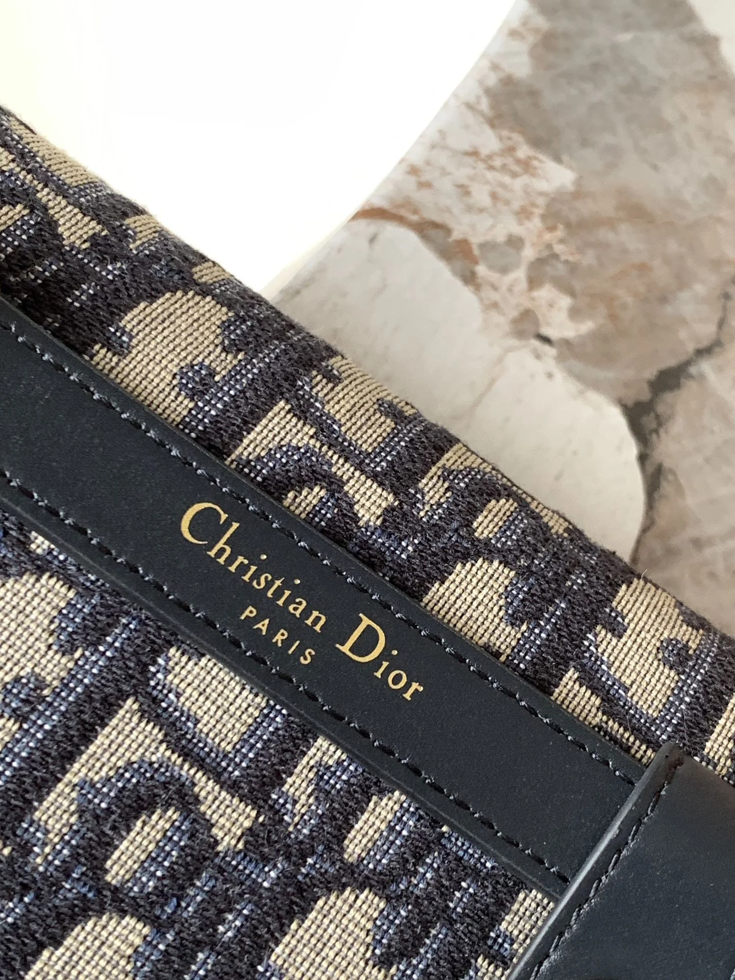 벨트 새들 파우치백 상세