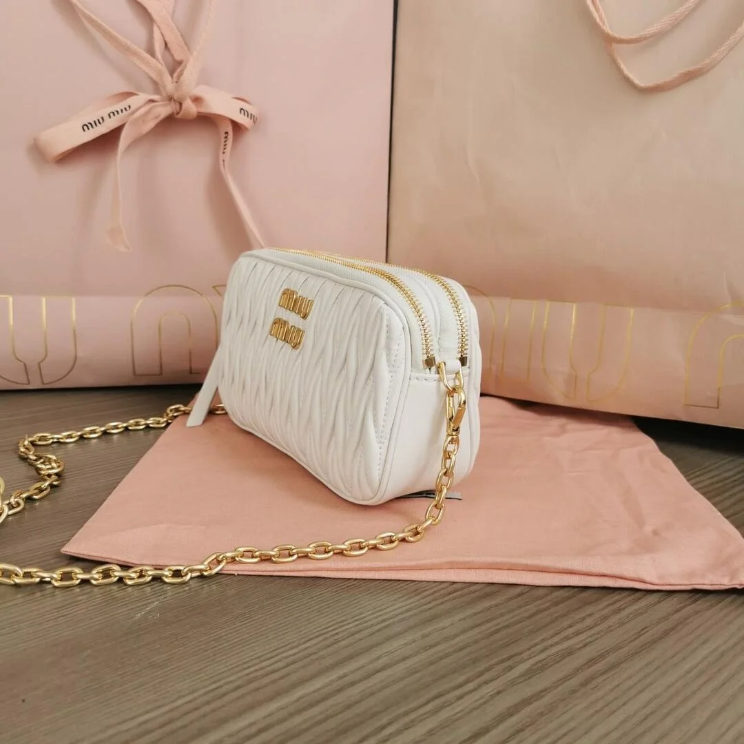 마테라쎄 나파 가죽 미니백 화이트 상세