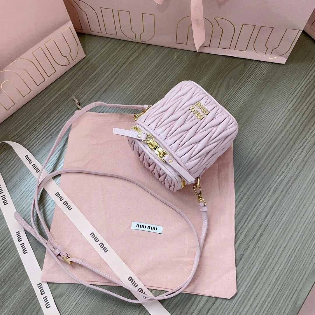 마테라쎄 나파 가죽 마이크로백 핑크 상세