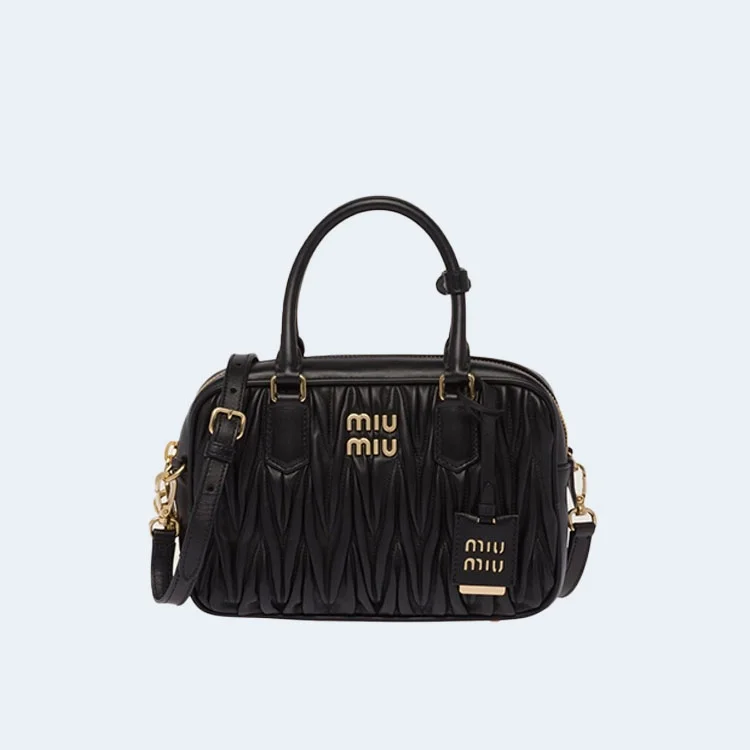 미디엄 아르카디 마테라쎄 나파 가죽백 블랙 (24*15.5*6cm) 상세