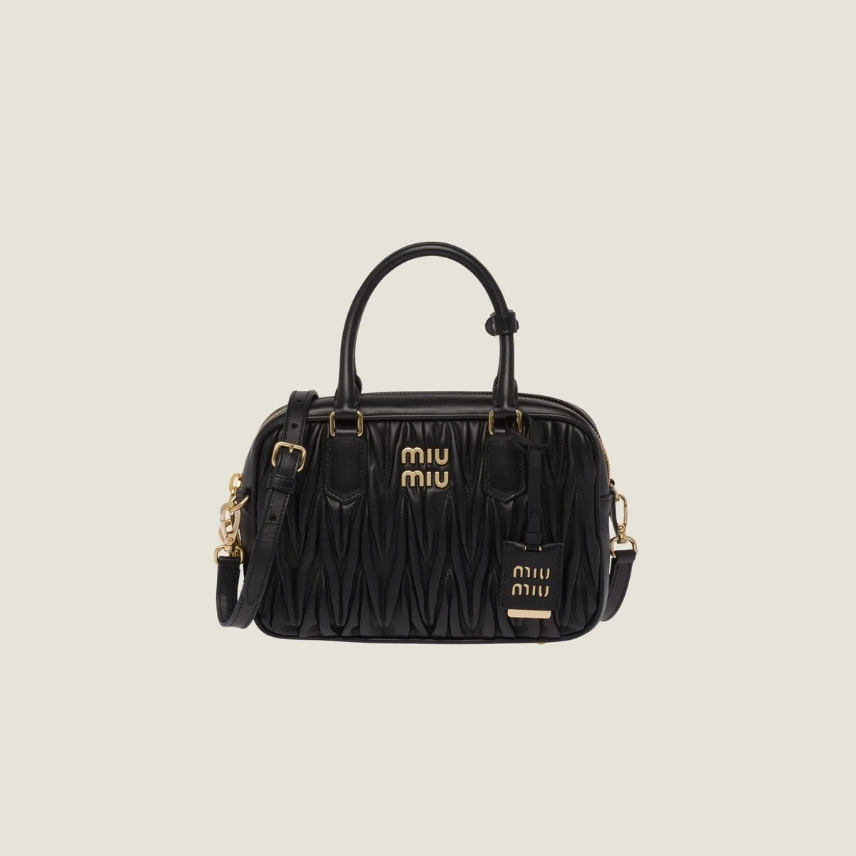 미디엄 아르카디 마테라쎄 나파 가죽백 블랙 (24*15.5*6cm) 상세