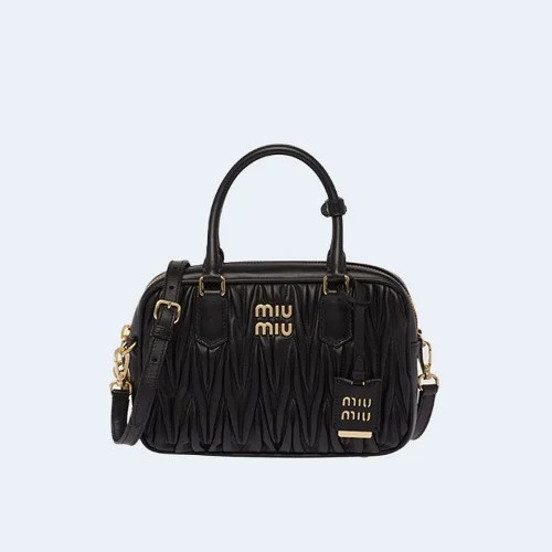 미디엄 아르카디 마테라쎄 나파 가죽백 블랙 (24*15.5*6cm)