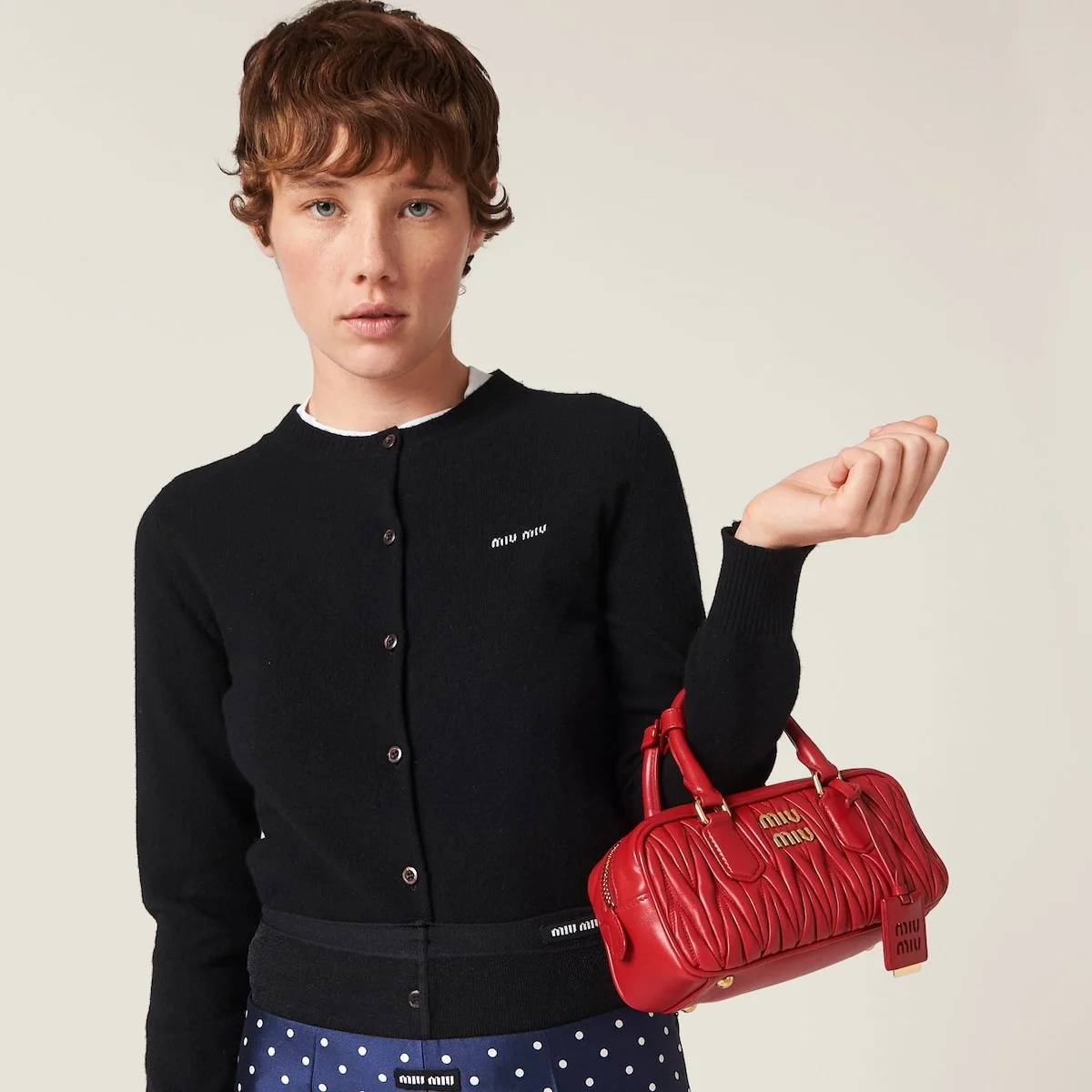 스몰 아르카디 마테라쎄 나파 가죽백 레드 상세