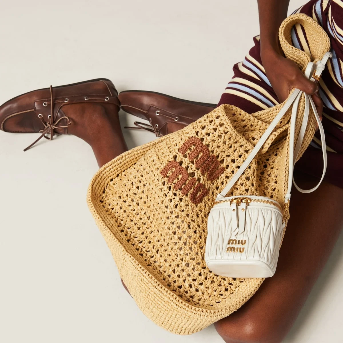 마테라쎄 나파 가죽 마이크로백 화이트 상세