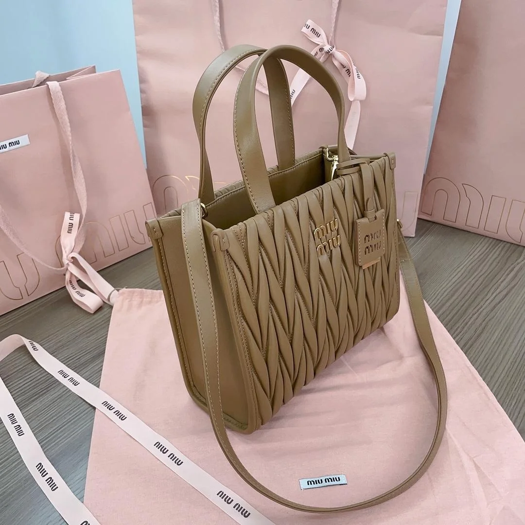 마테라쎄 나파 가죽 토트백 브라운 상세