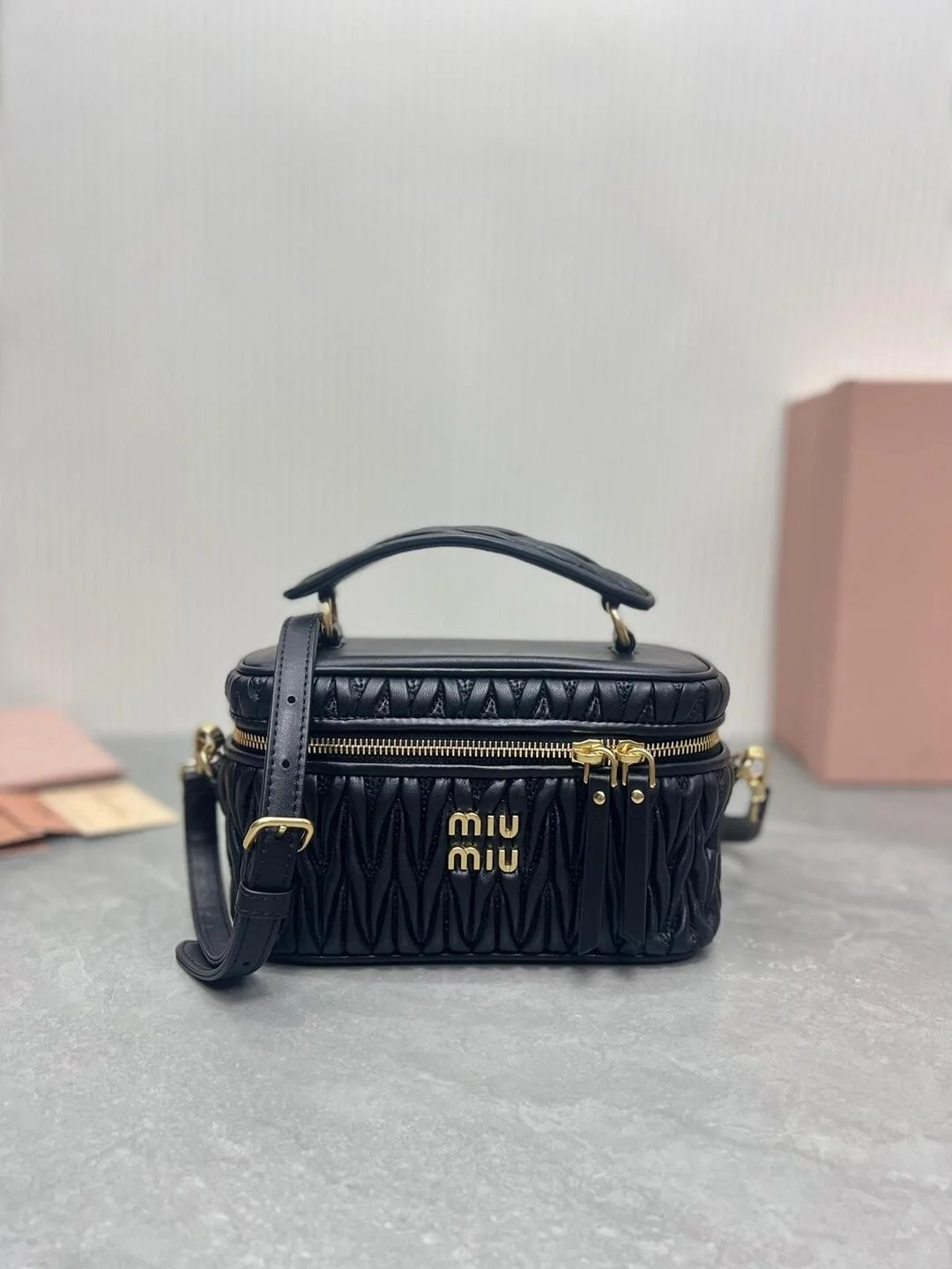 마테라쎄 나파 가죽 숄더백 블랙 상세