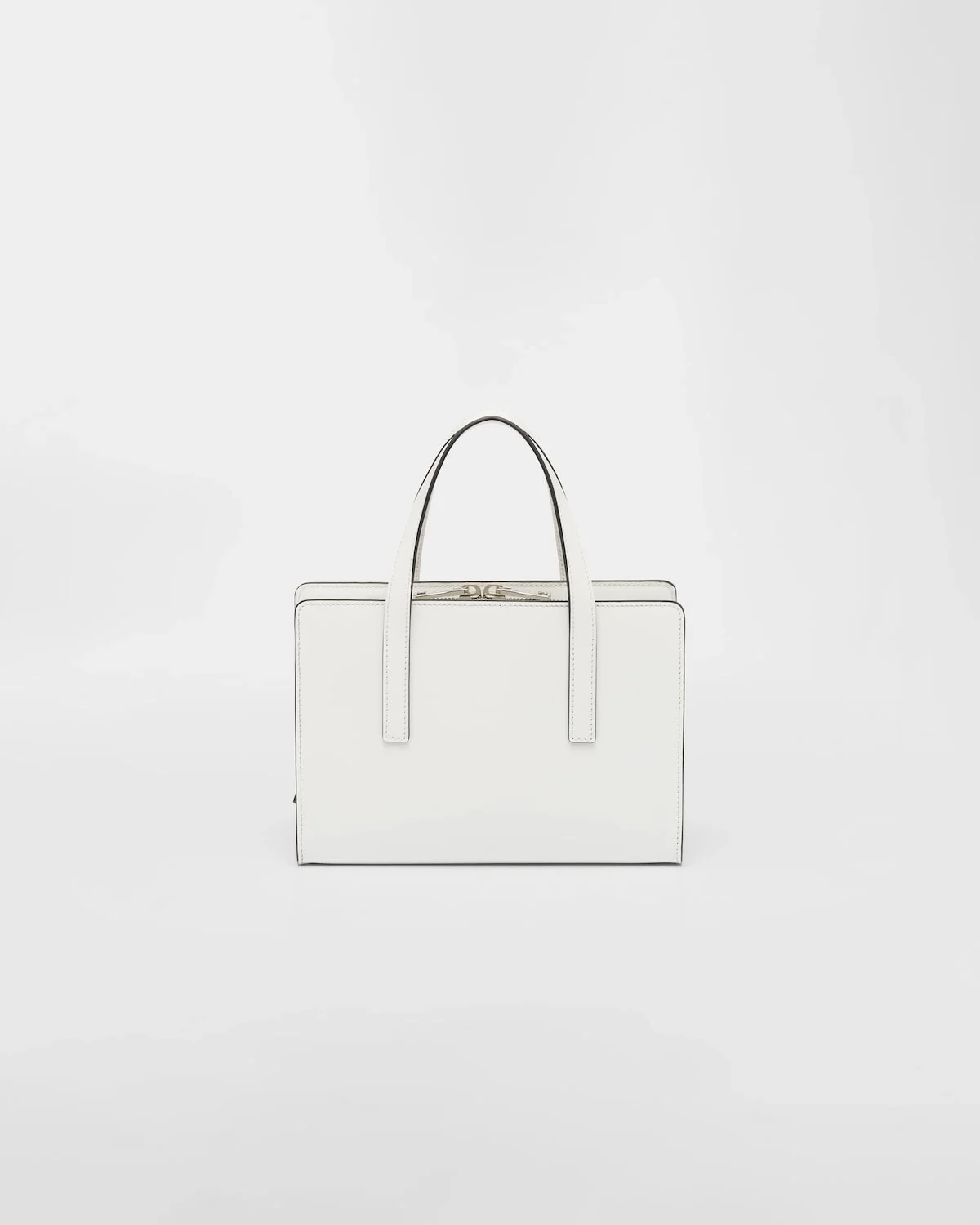 리에디션 1995 브러쉬드 레더 미니 핸드백 화이트 상세