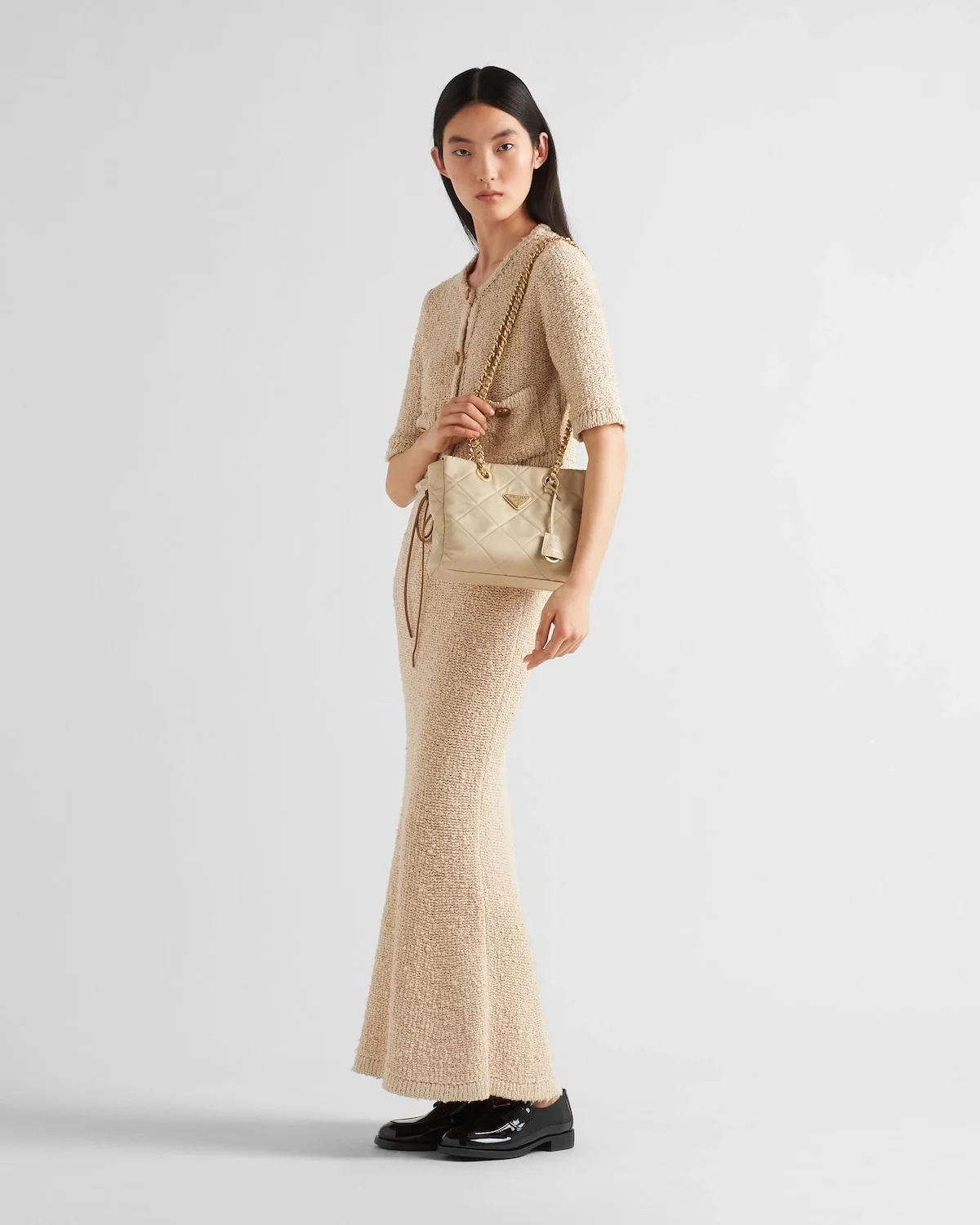 리에디션 1995 리나일론 체인 토트백 베이지 상세