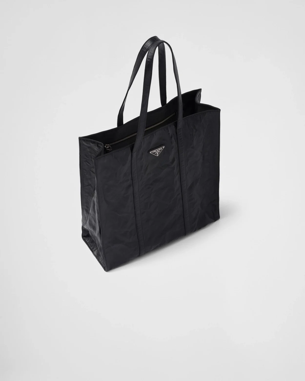 미디엄 엔틱 나파 레더 블랙 상세