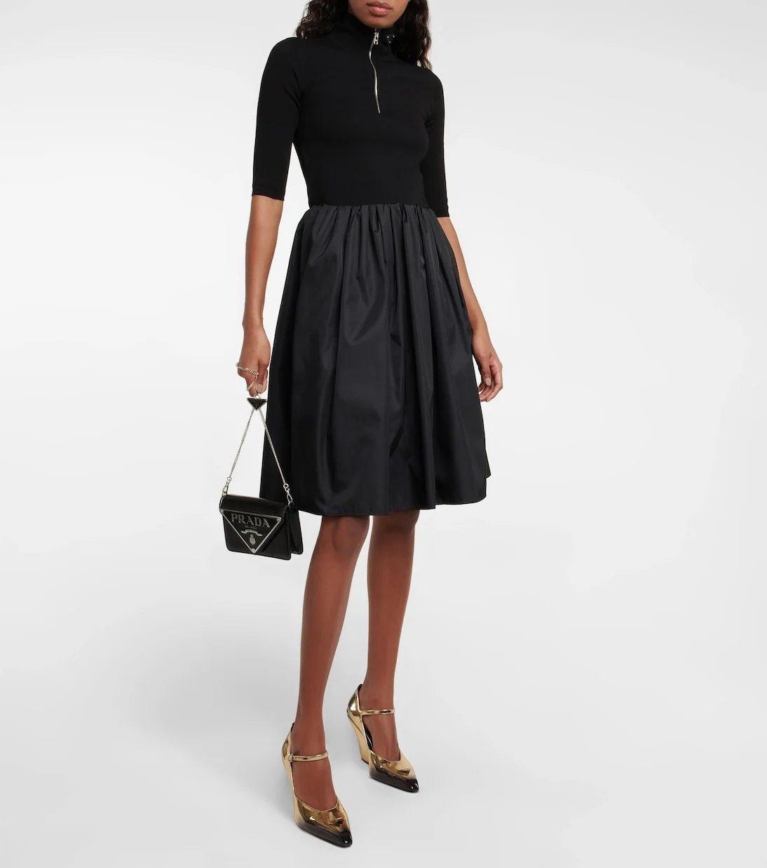 브러쉬드 레더 숄더백 블랙 상세