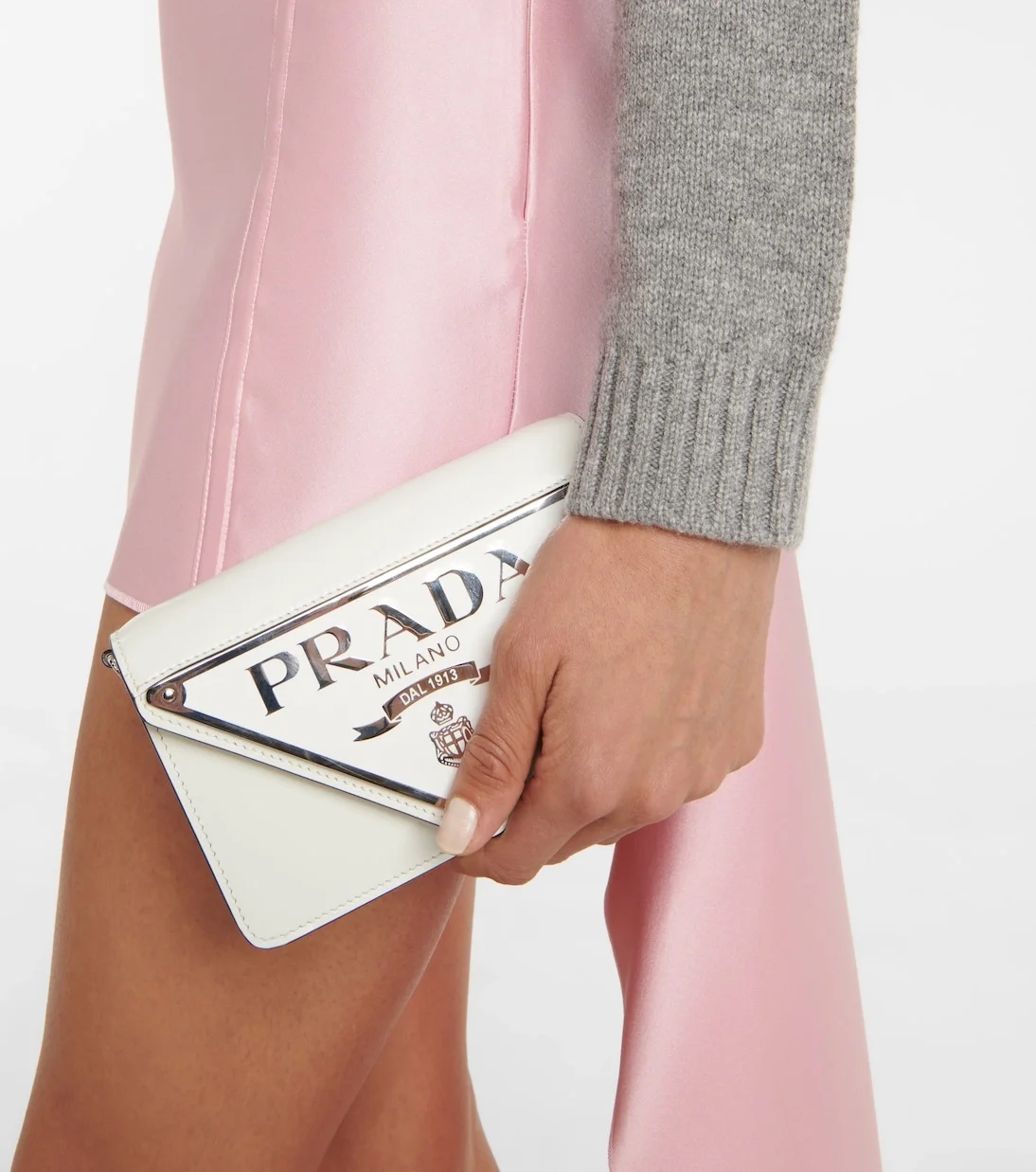 브러쉬드 레더 숄더백 화이트 상세