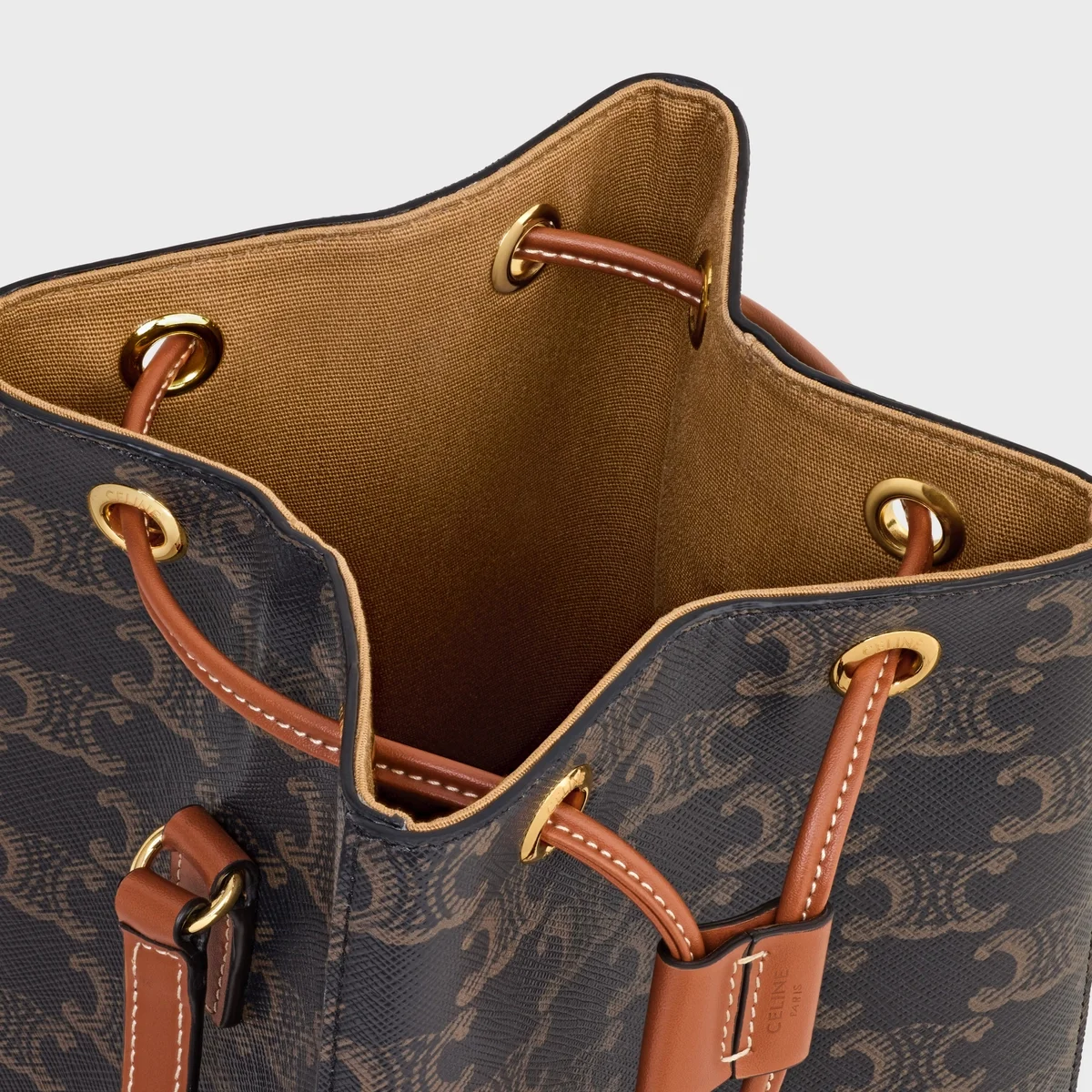 마이크로 세일러 백 탠 상세