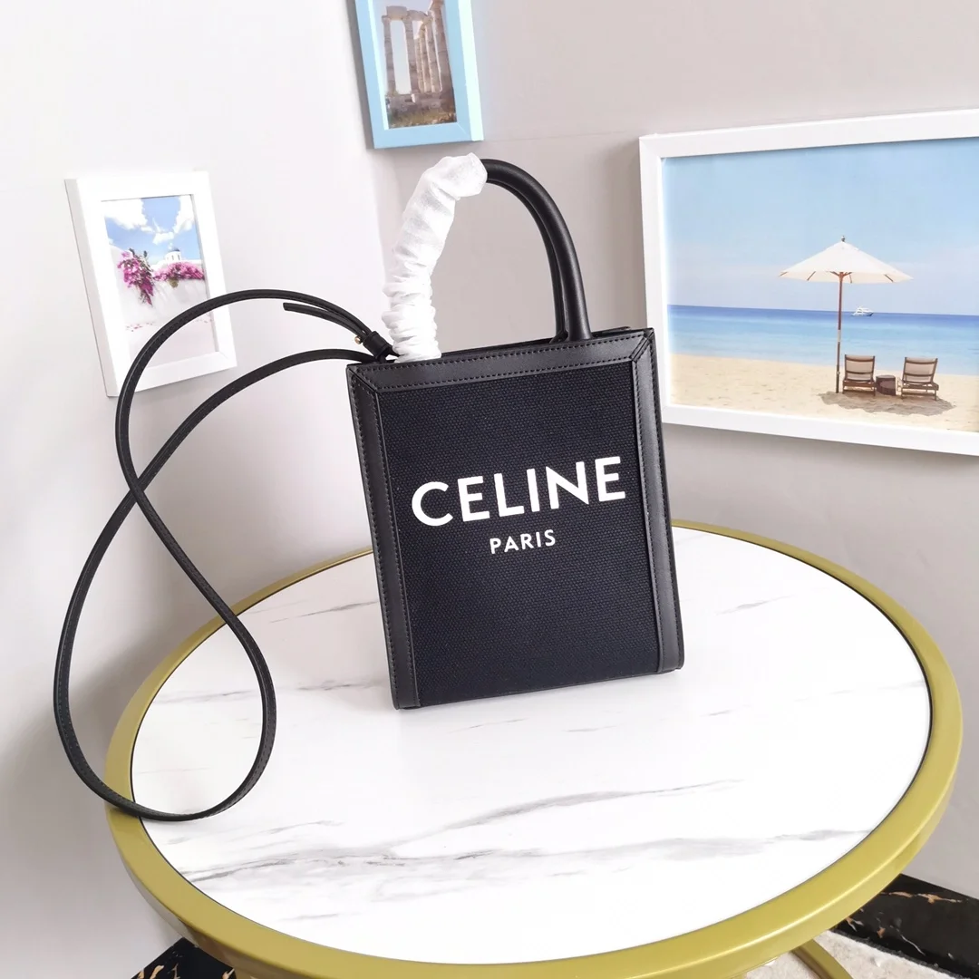 미니 버티컬 카바스 백 블랙 상세