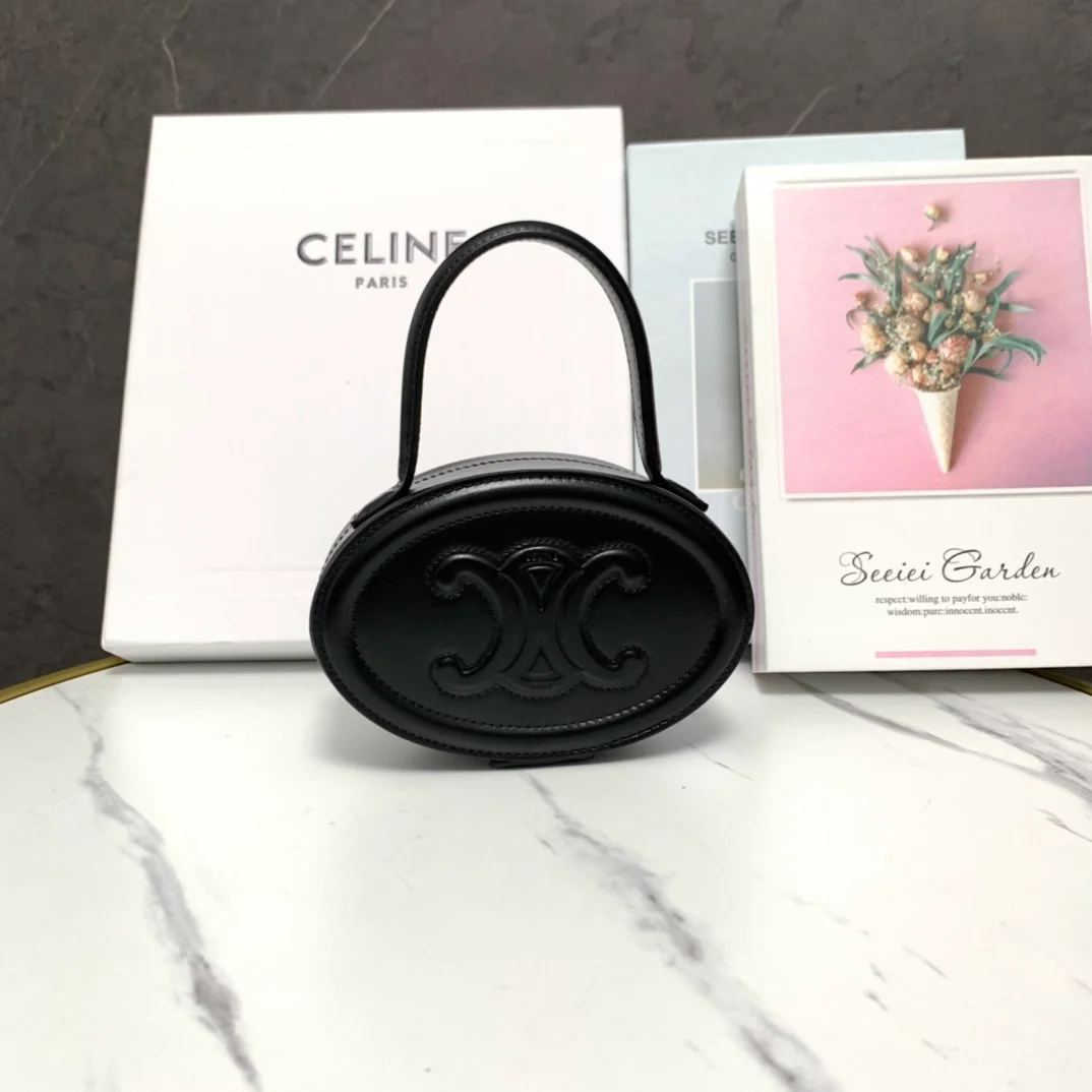 트리옹프 오벌 미노디에르 토트백 블랙 상세